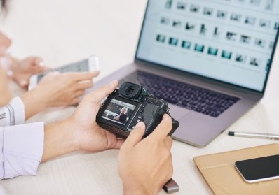 Watermarked Photo Previews for Clients: How to Show Your Work Without Giving It Away section image